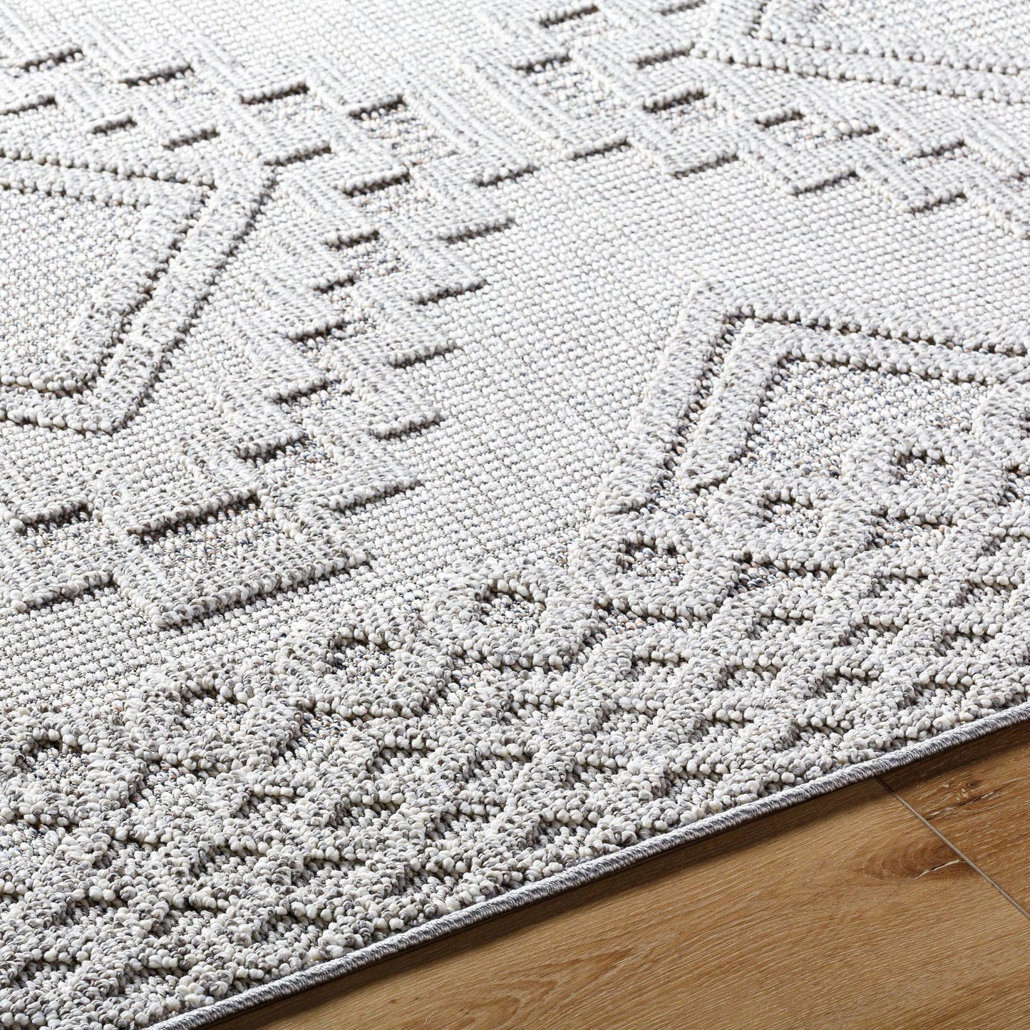 011 SI-1948956,SI-1948957,SI-1948958,SI-1948959 | Closeup | Rockport Rug - 32958 by Livabliss in light gray, gray. Made from 100% polypropylene in a unique style.