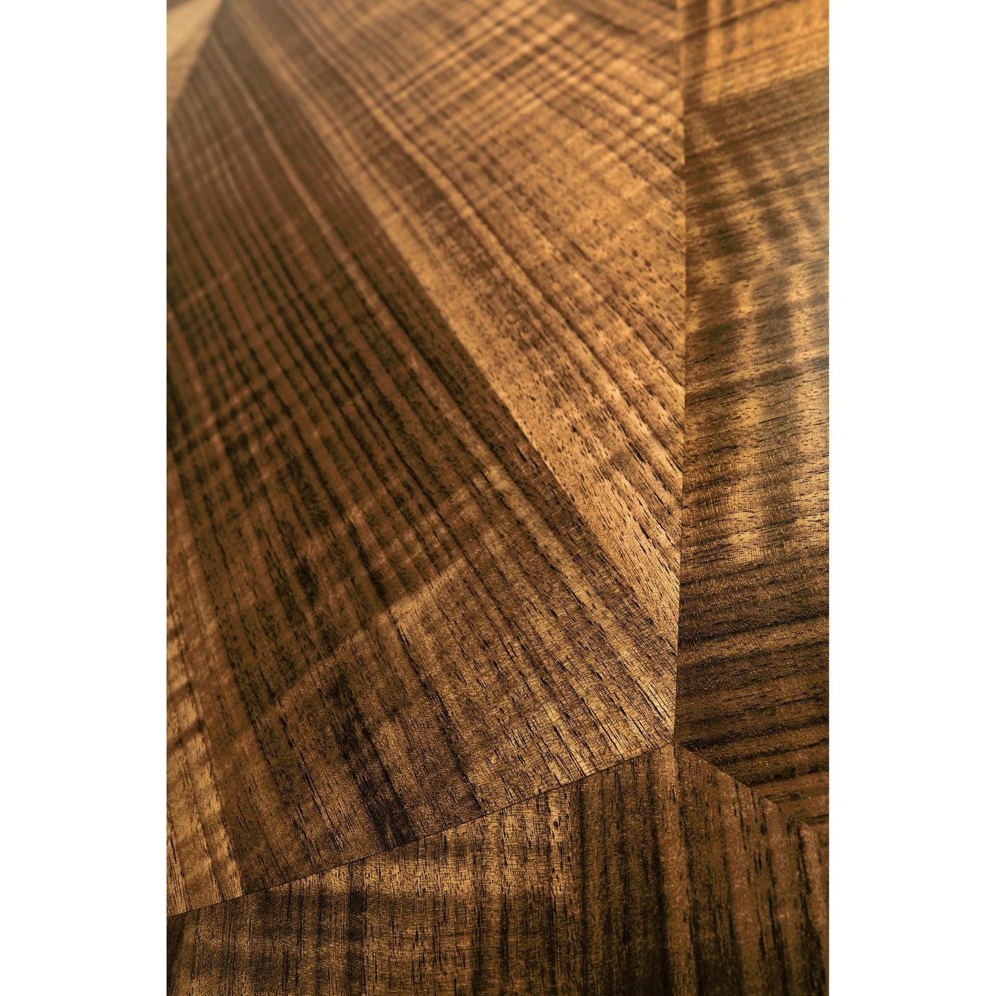 003 SI-2186376 | Closeup | Toulouse Desk by Jonathan Charles in toulouse walnut. Made from walnut quarter figured veneer in a modern style.