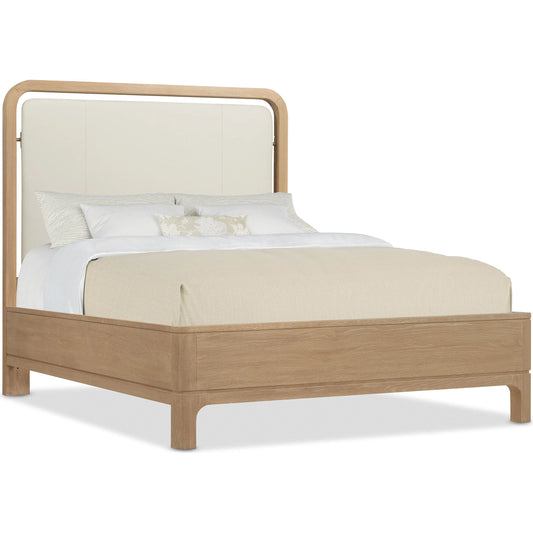 001 SI-2333061 | Primary Silo | Banyon Bay Queen Panel Bed by Hooker Furniture. Made from unique in a transitional style.