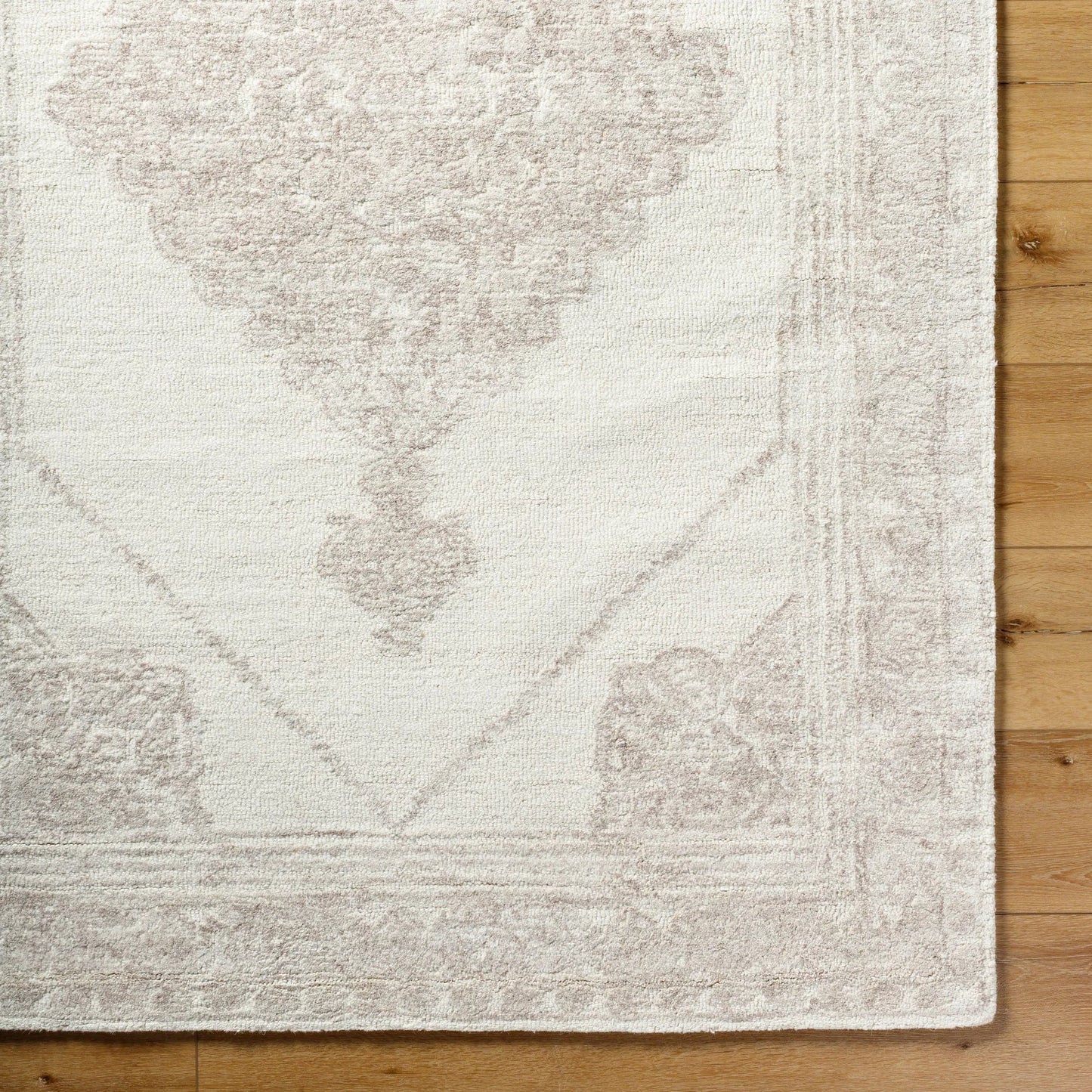 007 SI-2167603,SI-2167604,SI-2167605,SI-2167606,SI-2167607,SI-2167608 | Closeup | Rize Rug - 488531 by Livabliss in ivory, taupe, sandstone. Made from wool in a unique style.