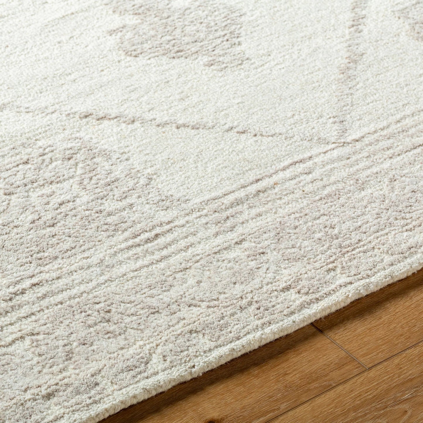 006 SI-2167603,SI-2167604,SI-2167605,SI-2167606,SI-2167607,SI-2167608 | Closeup | Rize Rug - 488531 by Livabliss in ivory, taupe, sandstone. Made from wool in a unique style.