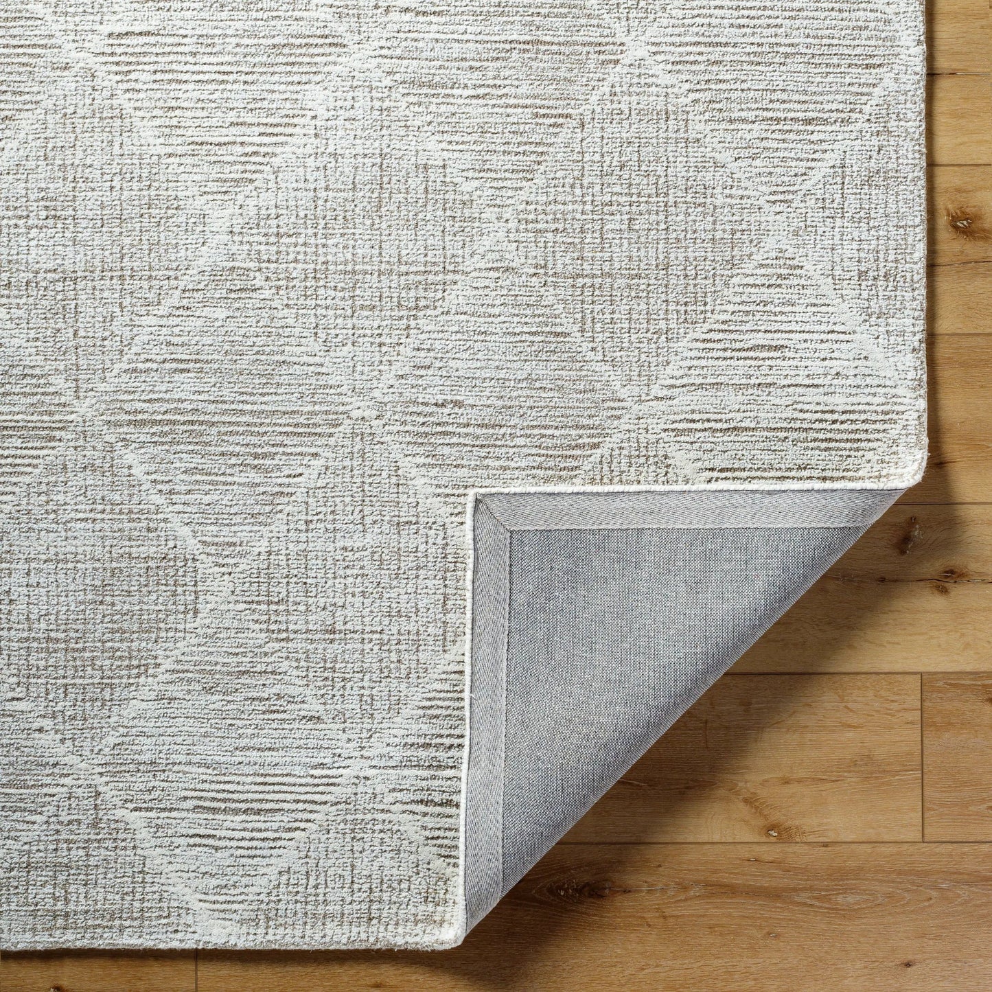 004 SI-2167609,SI-2167610,SI-2167611,SI-2167612,SI-2167613 | Closeup | Rize Rug - 488554 by Livabliss in ivory, taupe, light gray. Made from wool in a unique style.