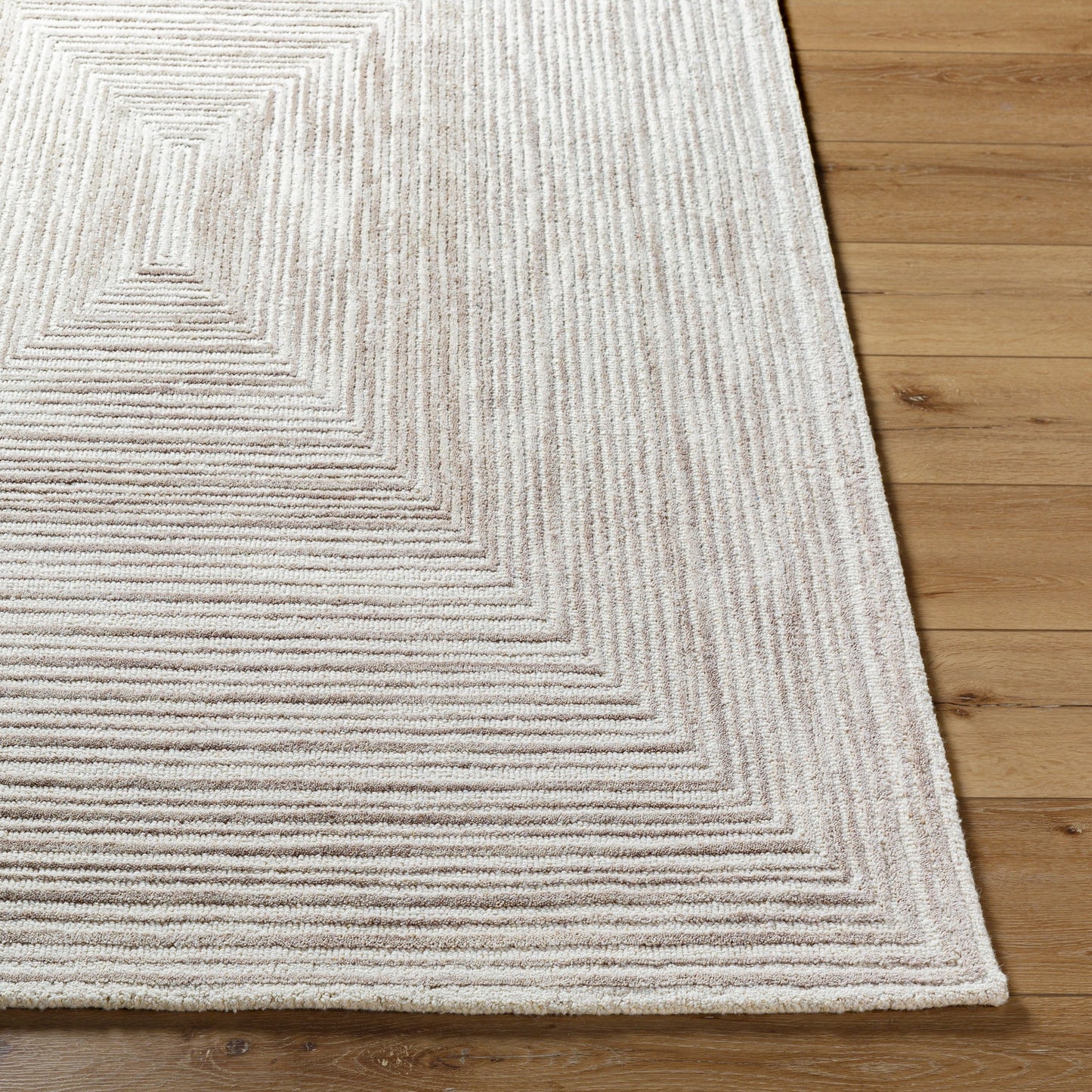 003 SI-2131778,SI-2131779,SI-2131780,SI-2131781,SI-2131782 | Closeup | Rize Rug - 488587 by Livabliss in ivory, taupe, sandstone. Made from face: 100% wool, warp: 100% cotton in a unique style.