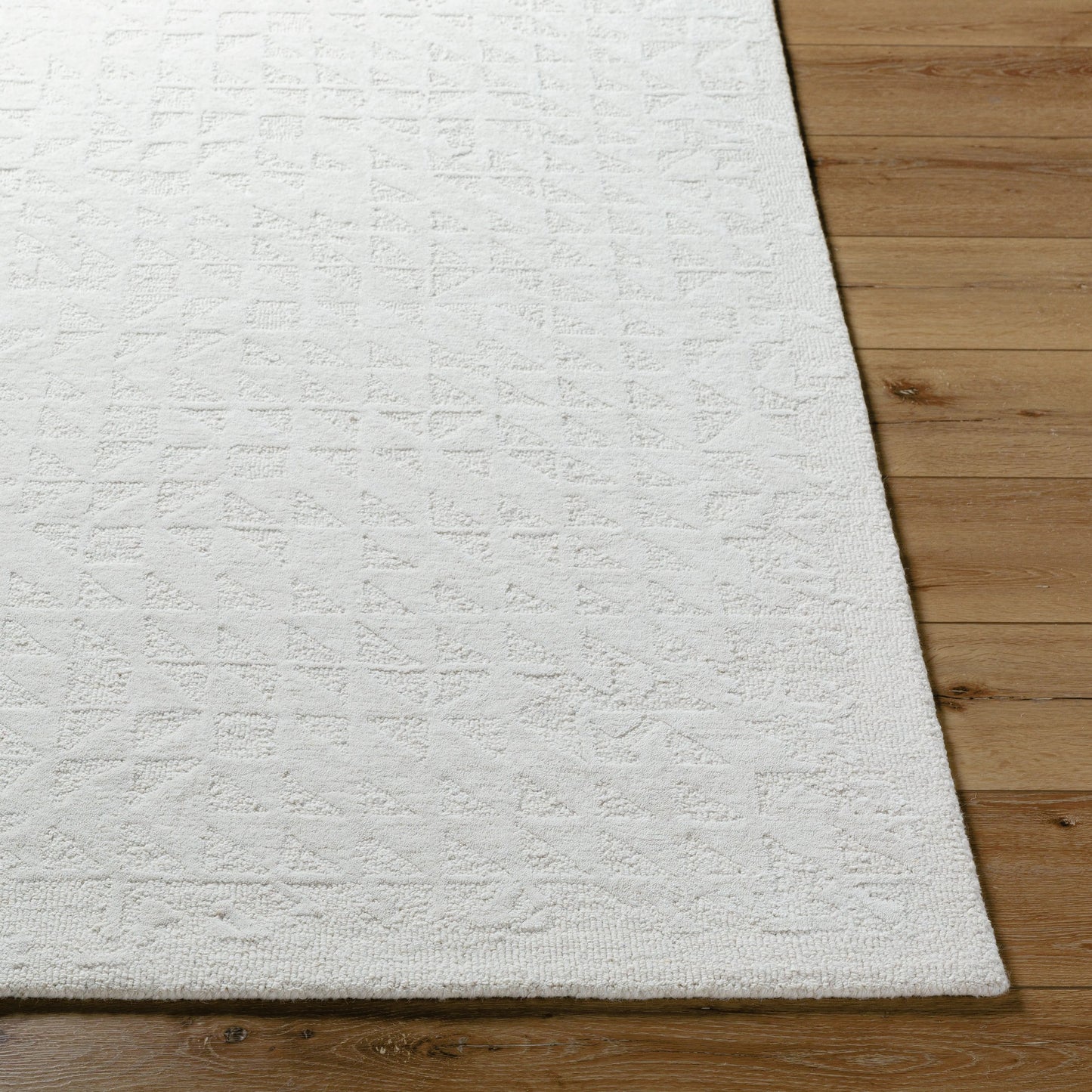 003 SI-2167627,SI-2167628,SI-2167629,SI-2167630,SI-2167631 | Closeup | Rize Rug - 488597 by Livabliss in ivory, pearl, alabaster. Made from wool in a unique style.