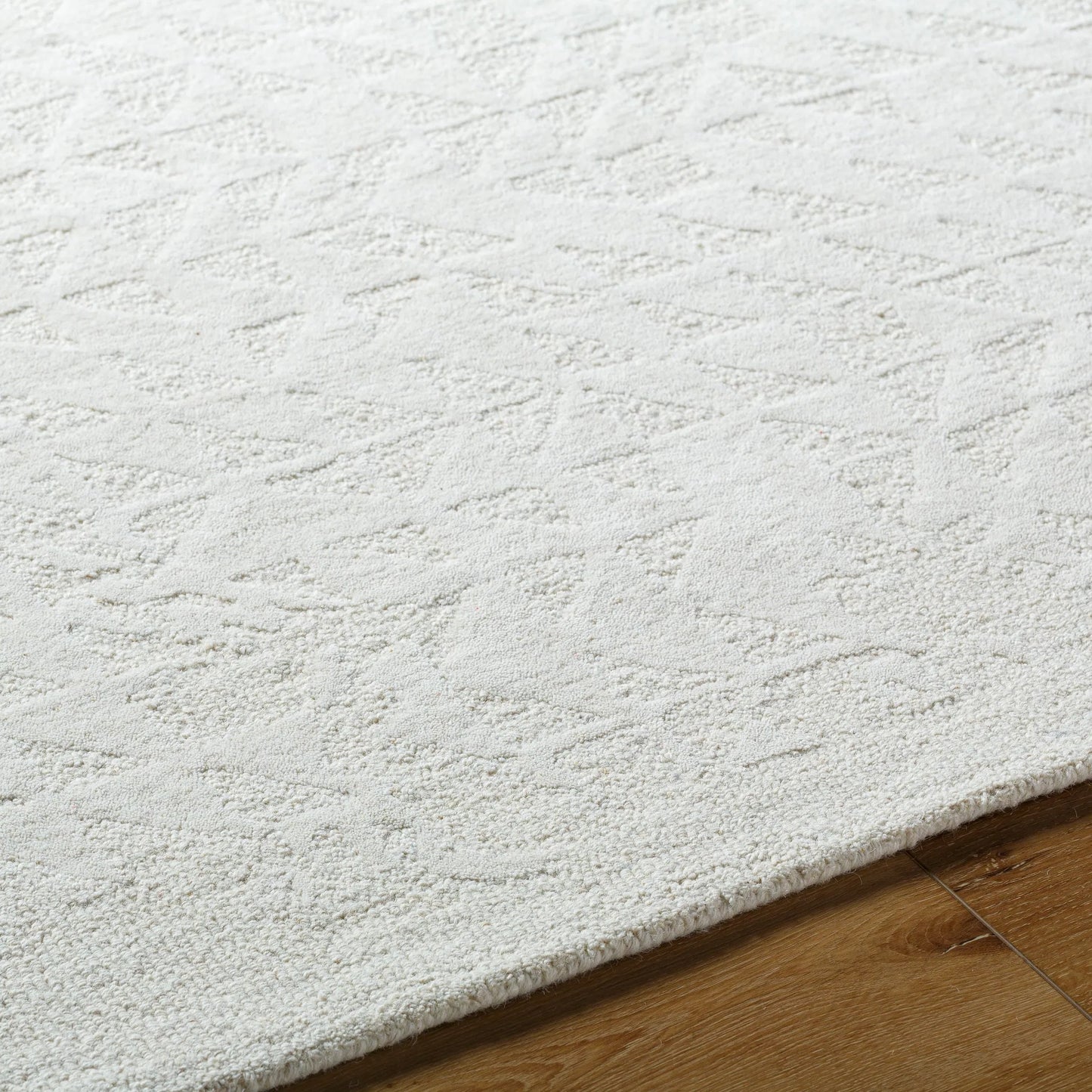 005 SI-2167627,SI-2167628,SI-2167629,SI-2167630,SI-2167631 | Closeup | Rize Rug - 488597 by Livabliss in ivory, pearl, alabaster. Made from wool in a unique style.