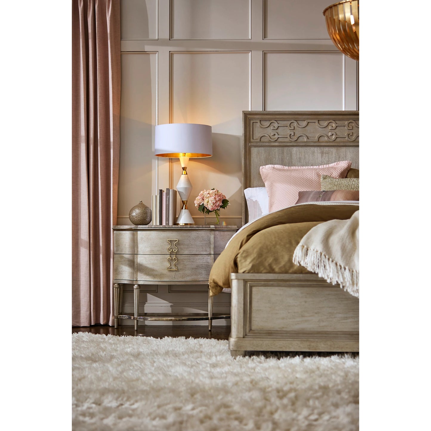 020 SI-1946517,SI-1946518 | Lifestyle | Morrissey Cashin Panel Bed by A.R.T. Furniture in silver and bezel. Made from parawood solids, primavera veneers in a transitional style.