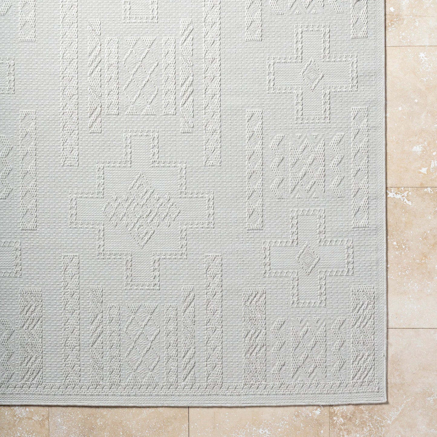 006 SI-2167929,SI-2167930,SI-2167931 | Closeup | Sandra Rug - 529717 by Livabliss in light silver. Made from polypropylene in a unique style.