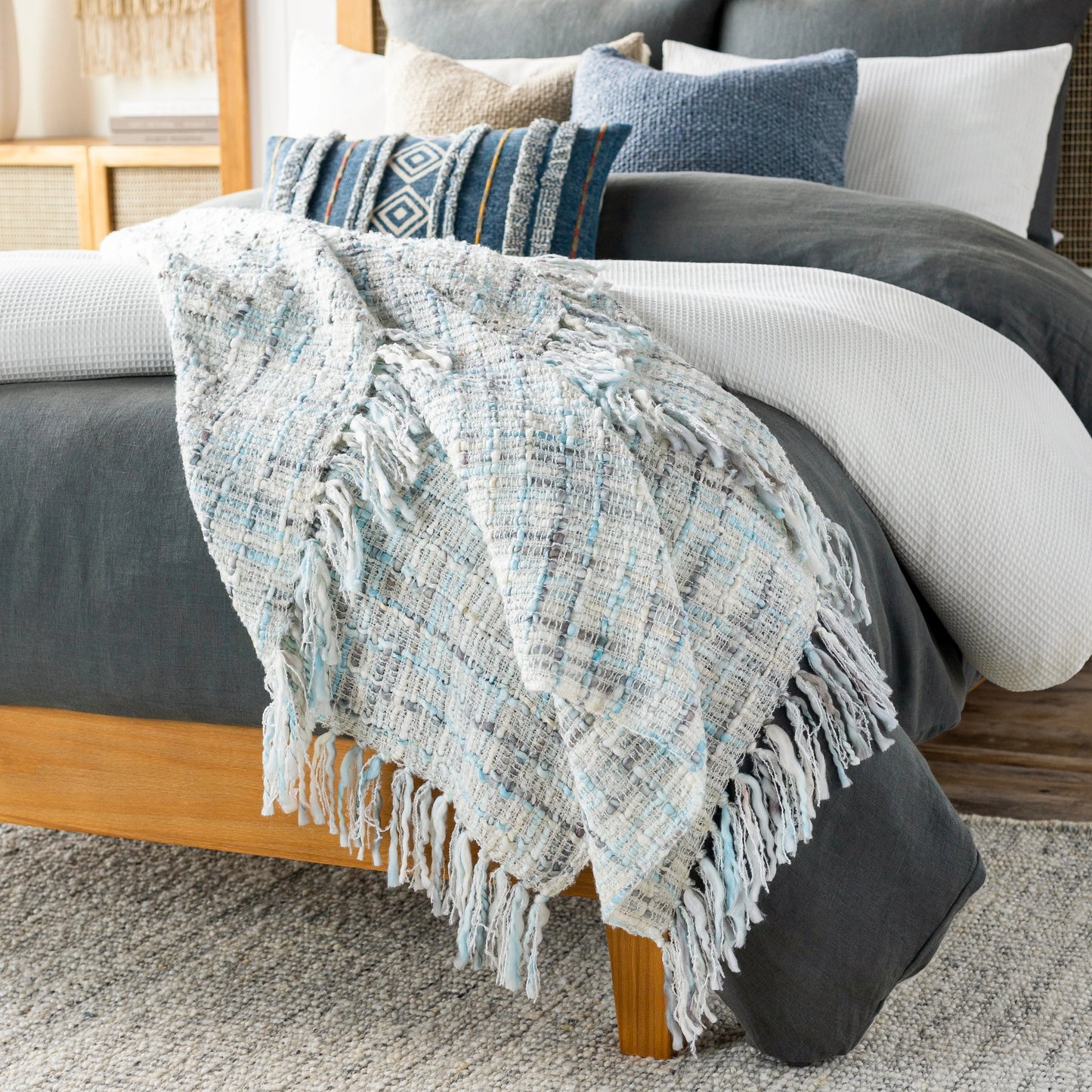 002 SI-1890322 | Lifestyle | Saugatuck - 19381 by Surya in ivory, pale blue. Made from 95% acrylic, 5% polyester in a cottage & farmhouse style.