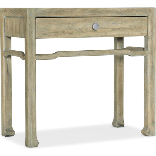Surfrider Nightstand by Hooker Furniture in driftwood. Made from pecan veneers, felt panel, self-closing undermount drawer guides, solid-wood edge top in a cottage & farmhouse style.