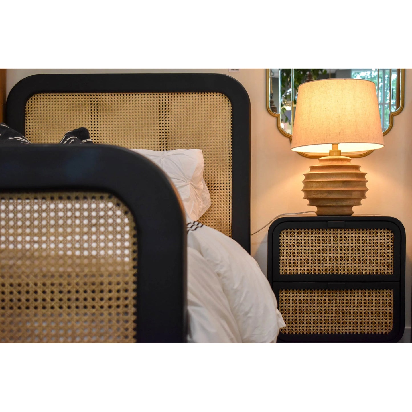 007 SI-2325234 | Lifestyle | Skye Natural Lamp by LH Imports in brown, off-white and natural. Made from mango wood, cotton in a unique style.