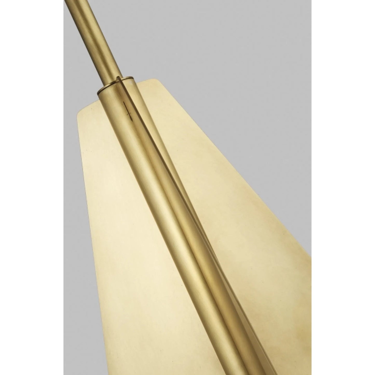003 SI-2232607,SI-2232609 | Closeup | Orbel Pyramid Grande by Visual Comfort & Co.. Made from steel or brass in a unique style.