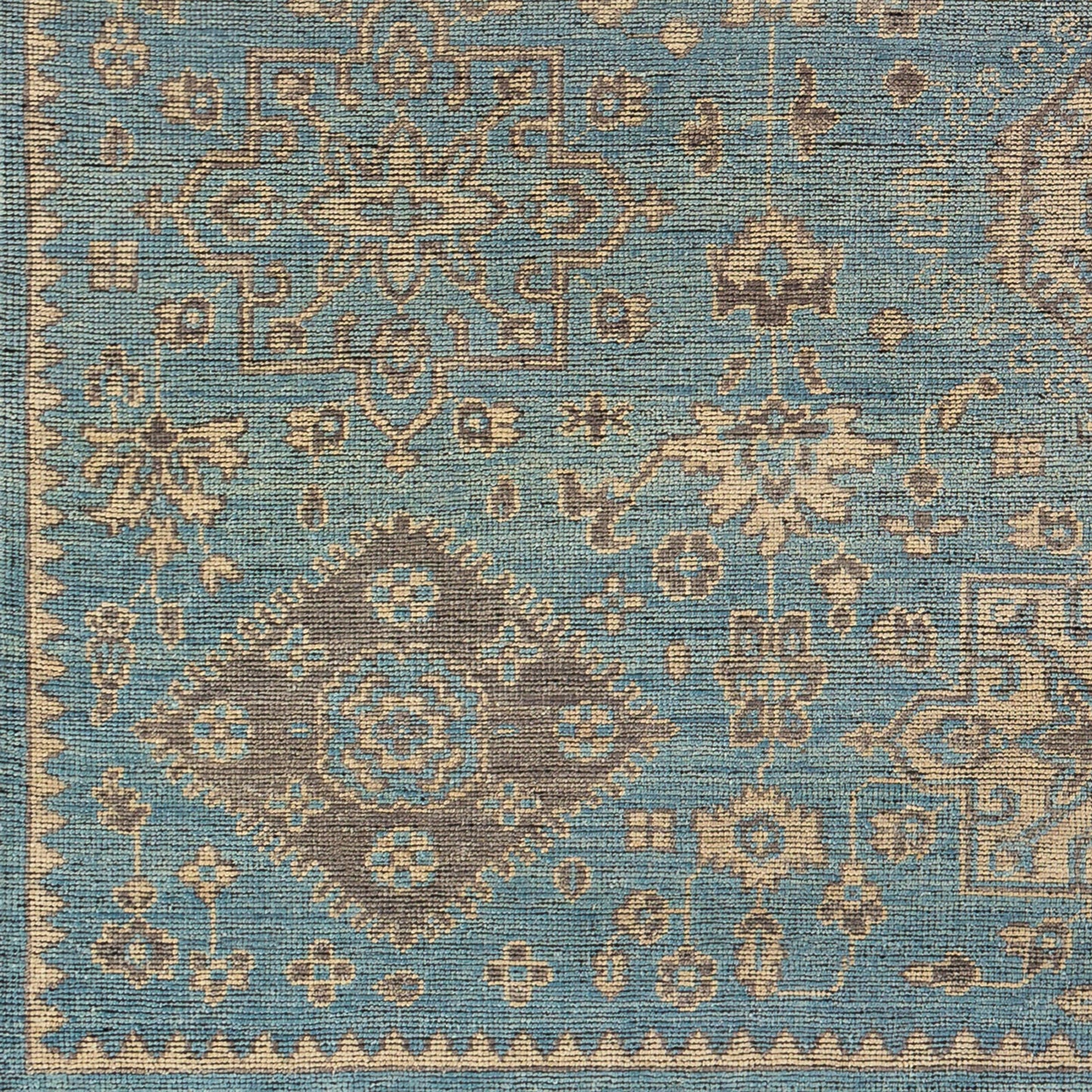 006 SI-1890666,SI-1890667,SI-1890668,SI-1890669,SI-1890670 | Closeup | Smyrna SMY-2303 Rug by Surya in light blue, medium gray, beige, black. Made from 100% wool in a unique style.