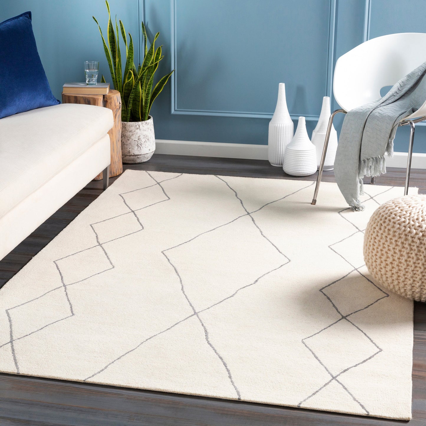 014 SI-1890585,SI-1890586,SI-1890587,SI-1890588 | Lifestyle | Sinop Rug - 24824 by Surya. Made from 100% wool in a unique style.