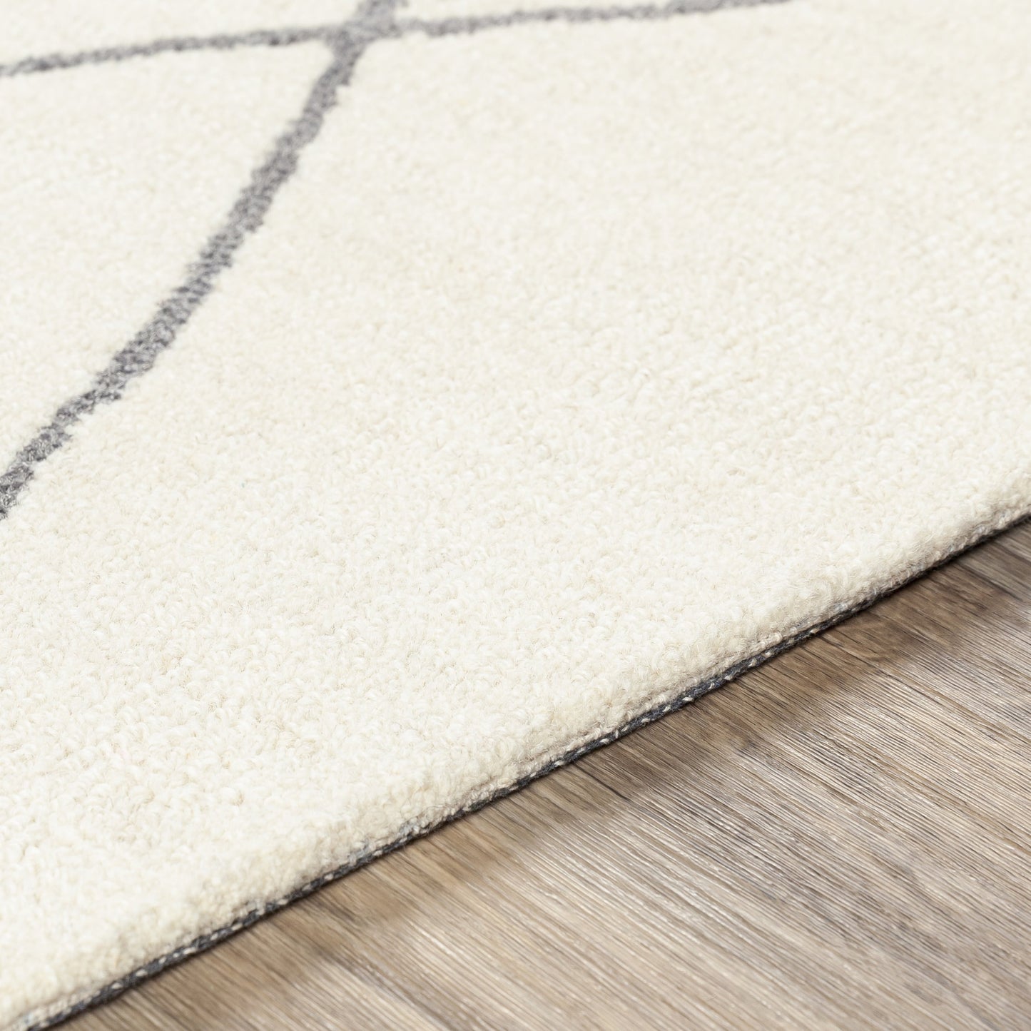 006 SI-1890585,SI-1890586,SI-1890587,SI-1890588 | Closeup | Sinop Rug - 24824 by Surya. Made from 100% wool in a unique style.