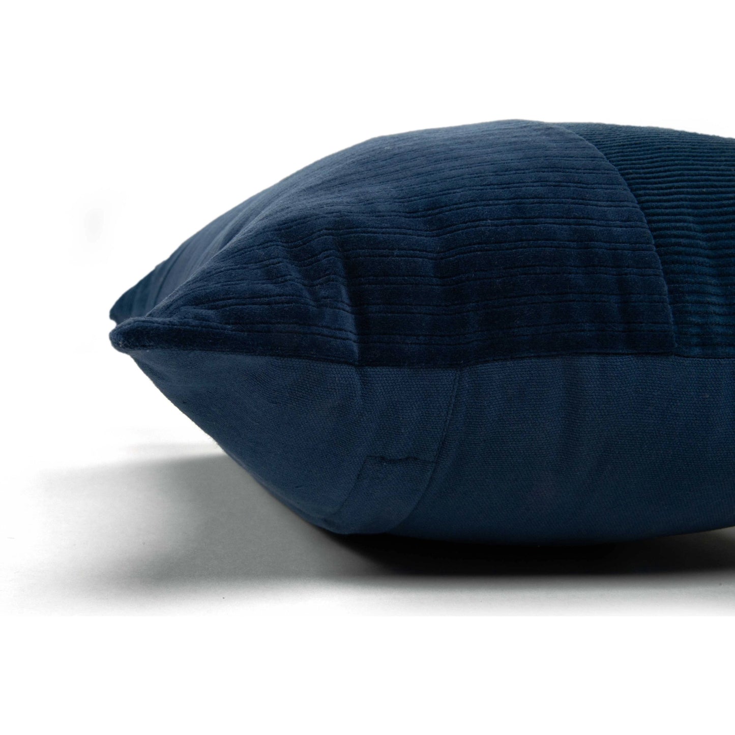 025 SI-2145116,SI-2145122 | Closeup | Iola Pillow by HedgeApple Essentials. Made from cotton in a modern style.