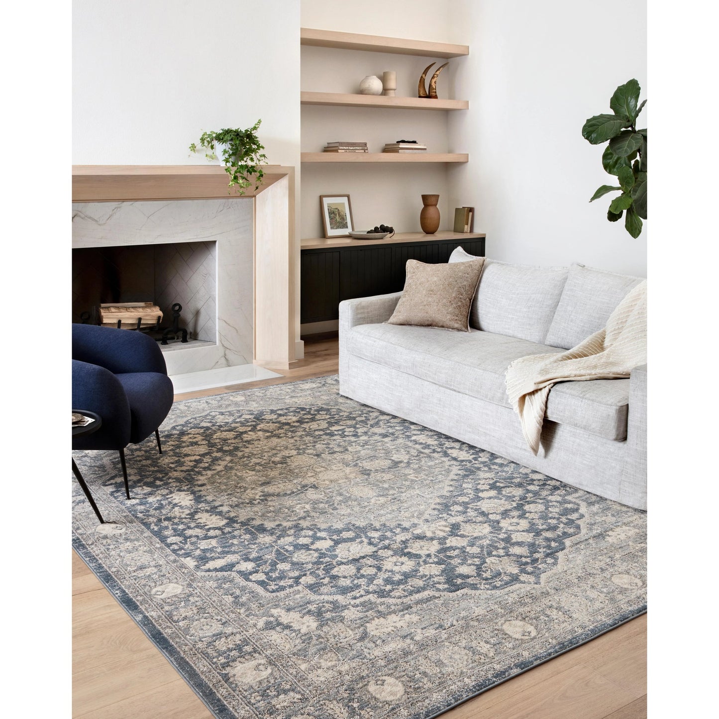 018 SR-773966,SR-773967,SR-773971 | Lifestyle | Teagan TEA-01 Rug by Loloi. Made from high pile: 100% polypropylene, short pile: 100% polyester in a unique style.