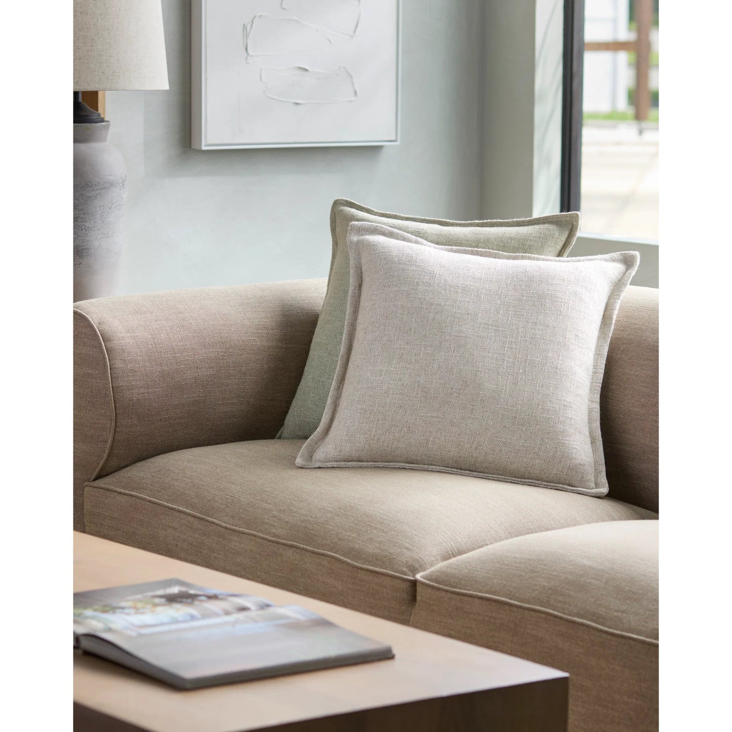 007 SI-2049735,SI-2049736,SI-2049738,SI-2049739,SI-2049741,SI-2049742 | Lifestyle | Thurman Pillow - 481585 by Surya. Made from front: 70% viscose, 30% linen, back: 70% viscose in a modern style.
