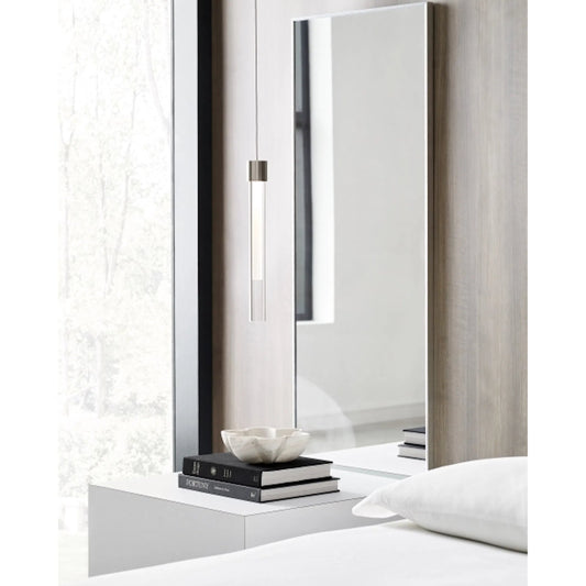 Mini Linger Pendant by Visual Comfort & Co. in white. Made from aluminum in a transitional style.