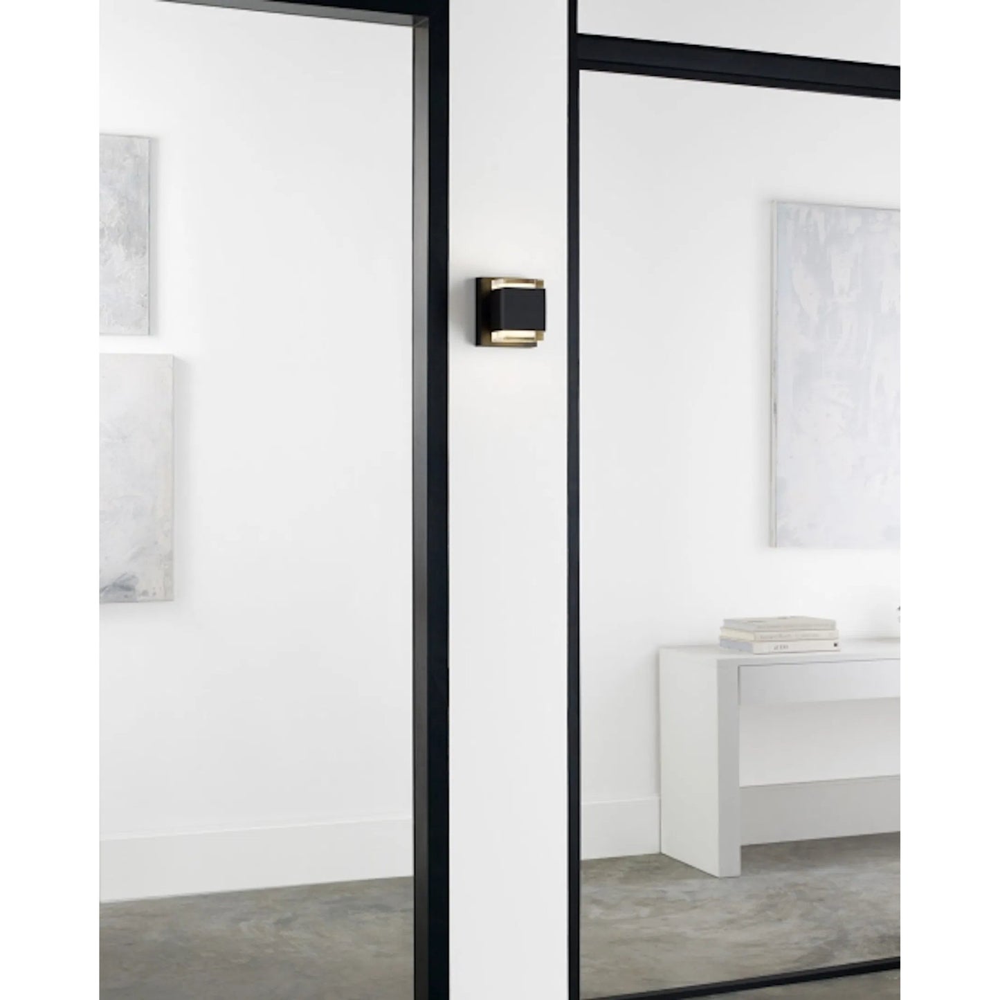 007 SI-2231299,SI-2231303 | Lifestyle | Voto 6" Outdoor Wall Sconce by Visual Comfort & Co.. Made from aluminum in a unique style.