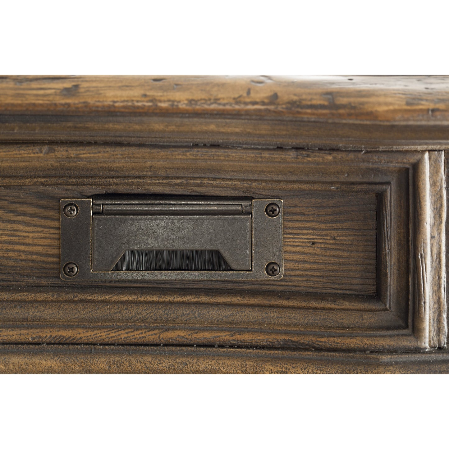 004 SI-1749762 | Closeup | St. Hedwig Executive Desk by Hooker Furniture in saddle brown, anthracite black. Made from white oak, walnut veneers with high quality bonded leather, resin in a traditional style.