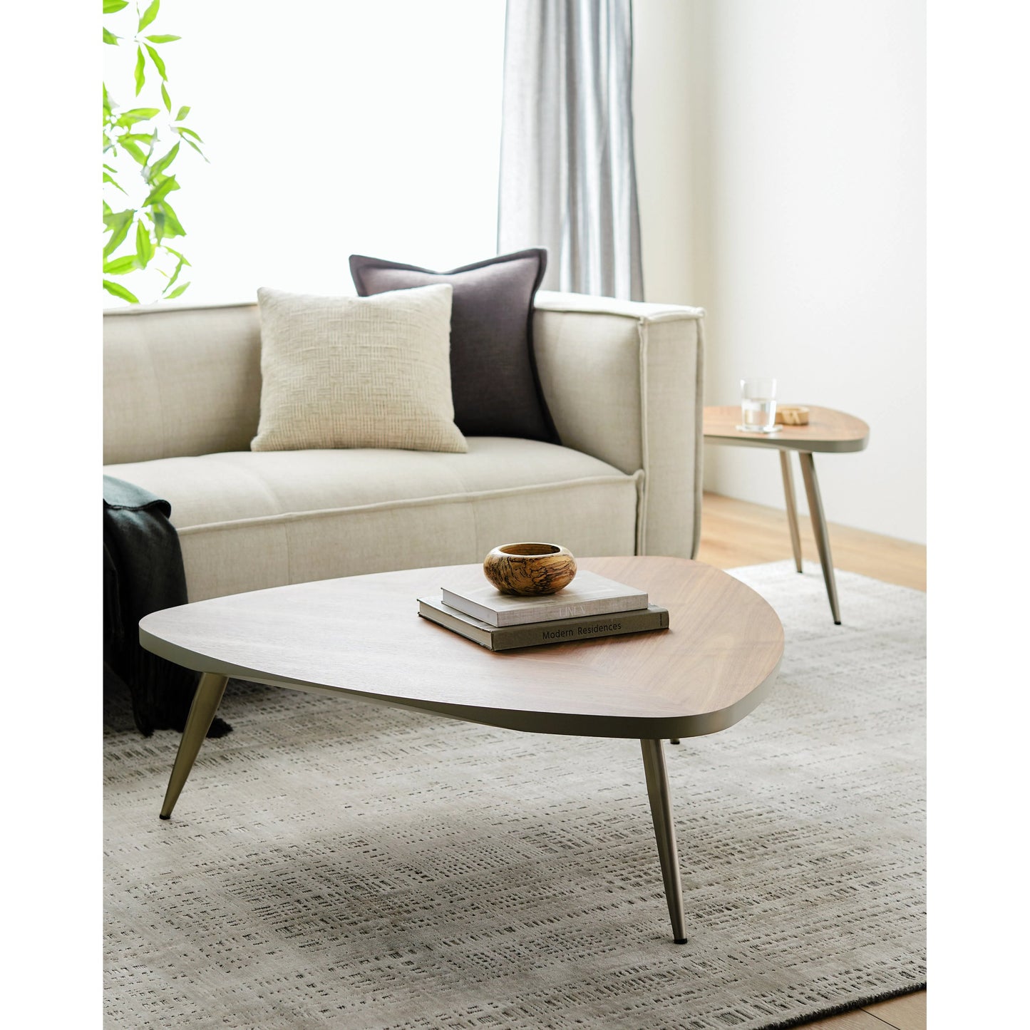 004 SI-2053496 | Lifestyle | Trinity Coffee Table by Surya in metallic nickel, brown and painted. Made from top: manufactured wood, base: stainless steel in a modern style.