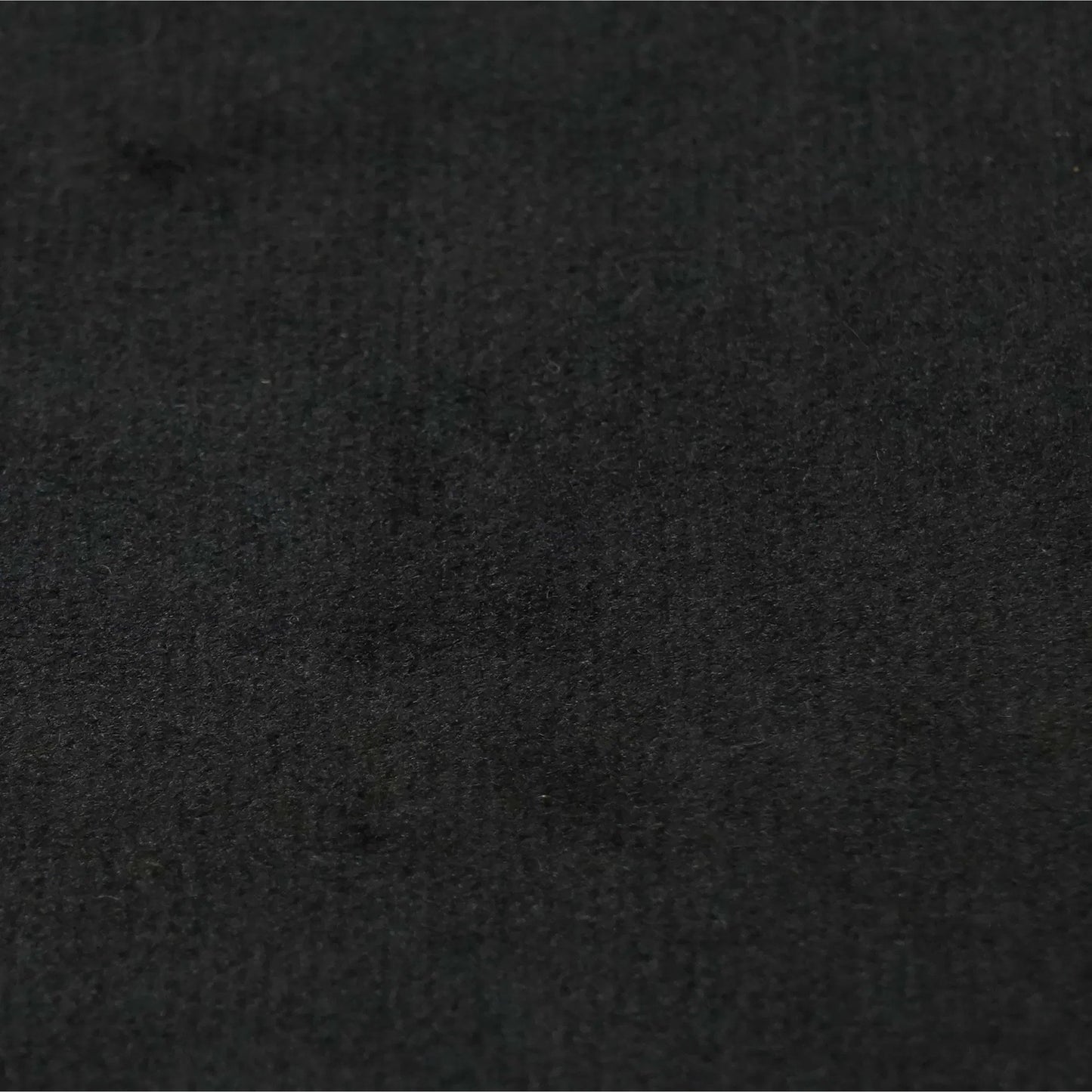 023 SR-894040 | Closeup | Zoe Velvet Storage Ottoman by TOV Furniture. Made from velvet in a transitional style.