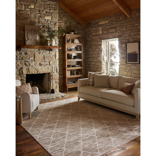 Townes TOW-01 Rug by Loloi in pebble, beige. Made from 100% polyester in a unique style.