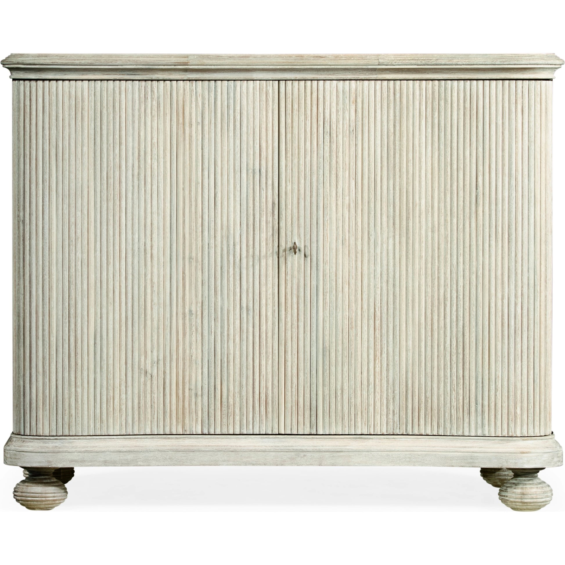 William Yeoward - Belleville Cabinet by Jonathan Charles in white and washed acacia. Made from acacia in a coastal style.