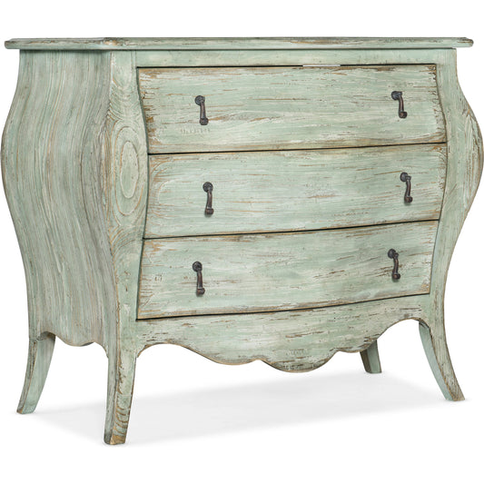 Traditions Bachelors Chest by Hooker Furniture. Made from unique in a cottage & farmhouse style.