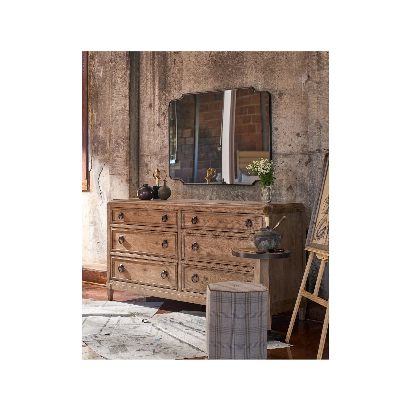 003 SI-2303208 | Lifestyle | Griffith Park Mirror by Universal Furniture in natural. Made from unique in a transitional style.