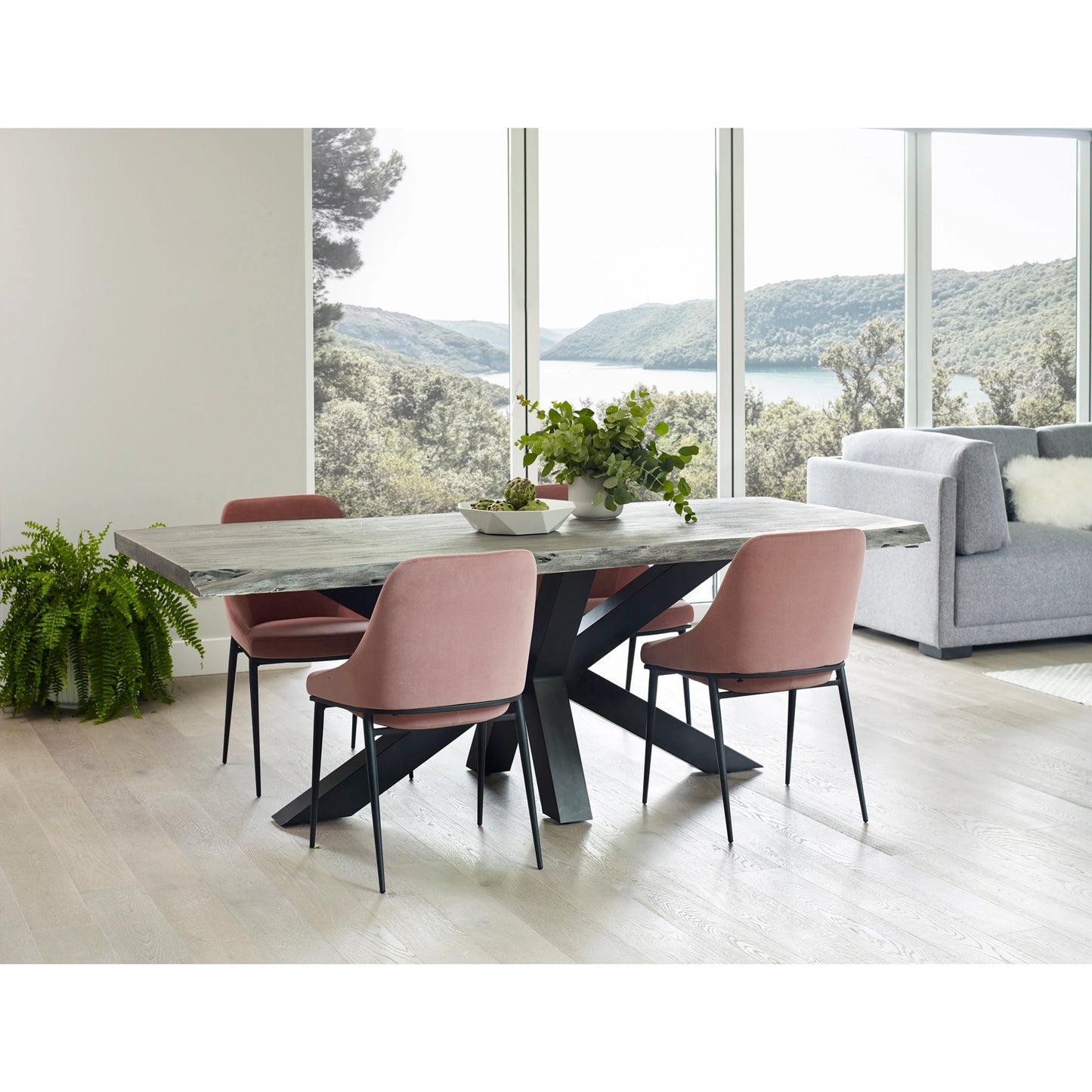 008 SI-2121908 | Lifestyle | Edge Dining Table by Moe's Home Collection in light grey. Made from solid acacia, iron base in a modern style.