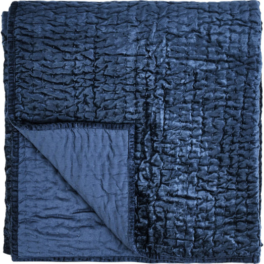 Dimitry 100% Rayon Velvet Bay Quilt by Villa by Classic Home. Made from unique in a modern style.