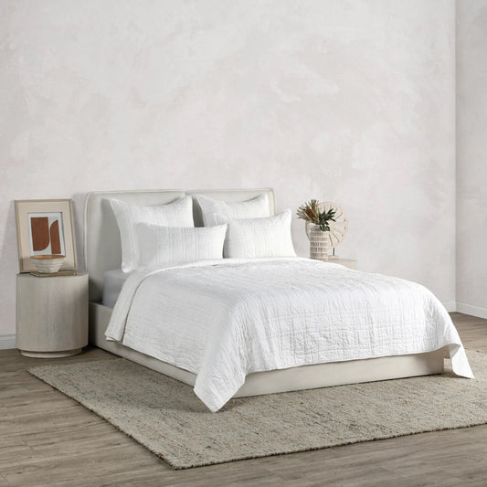 Hailee 100% Cotton White Standard Sham by Villa by Classic Home in white. Made from 100% cotton in a transitional style.