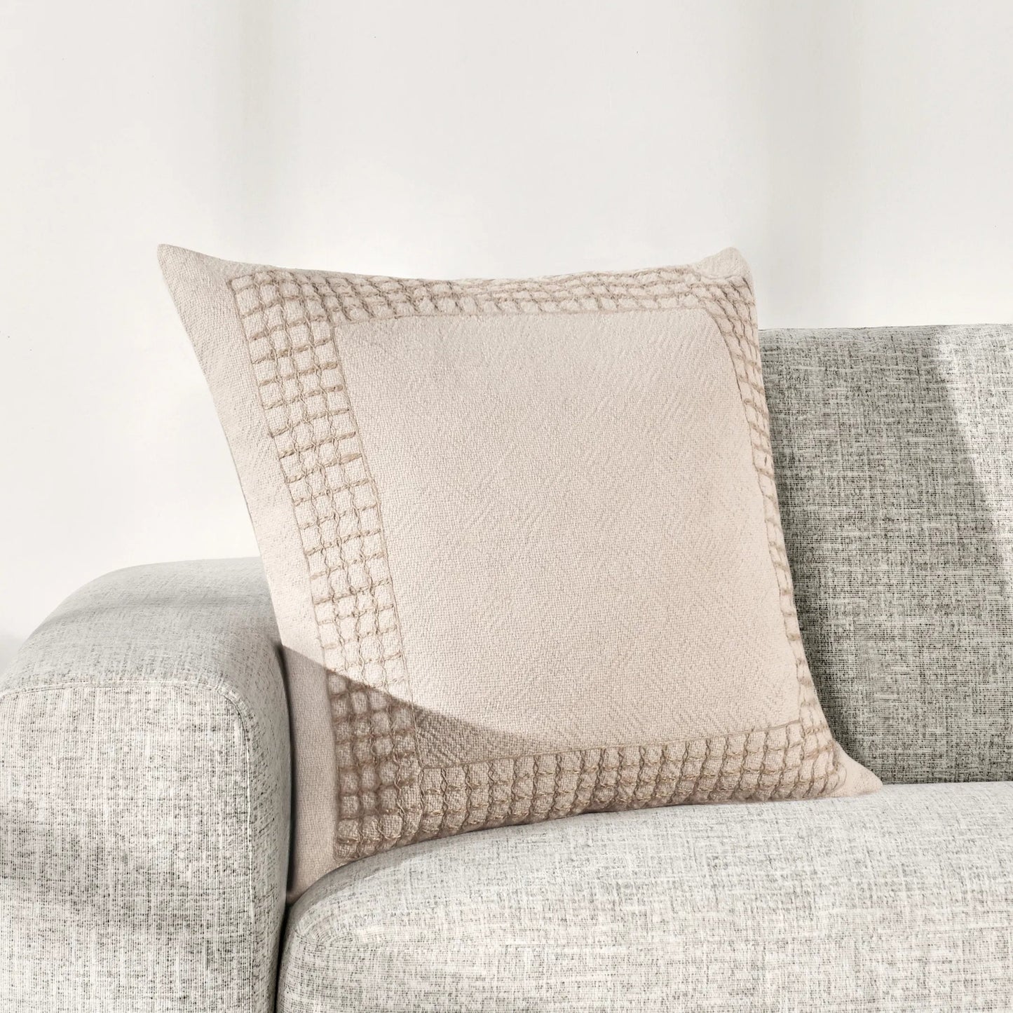 012 SI-2243784 | Lifestyle | Marina Cotton Linen Blend Throw Pillow by Villa by Classic Home. Made from unique in a transitional style.