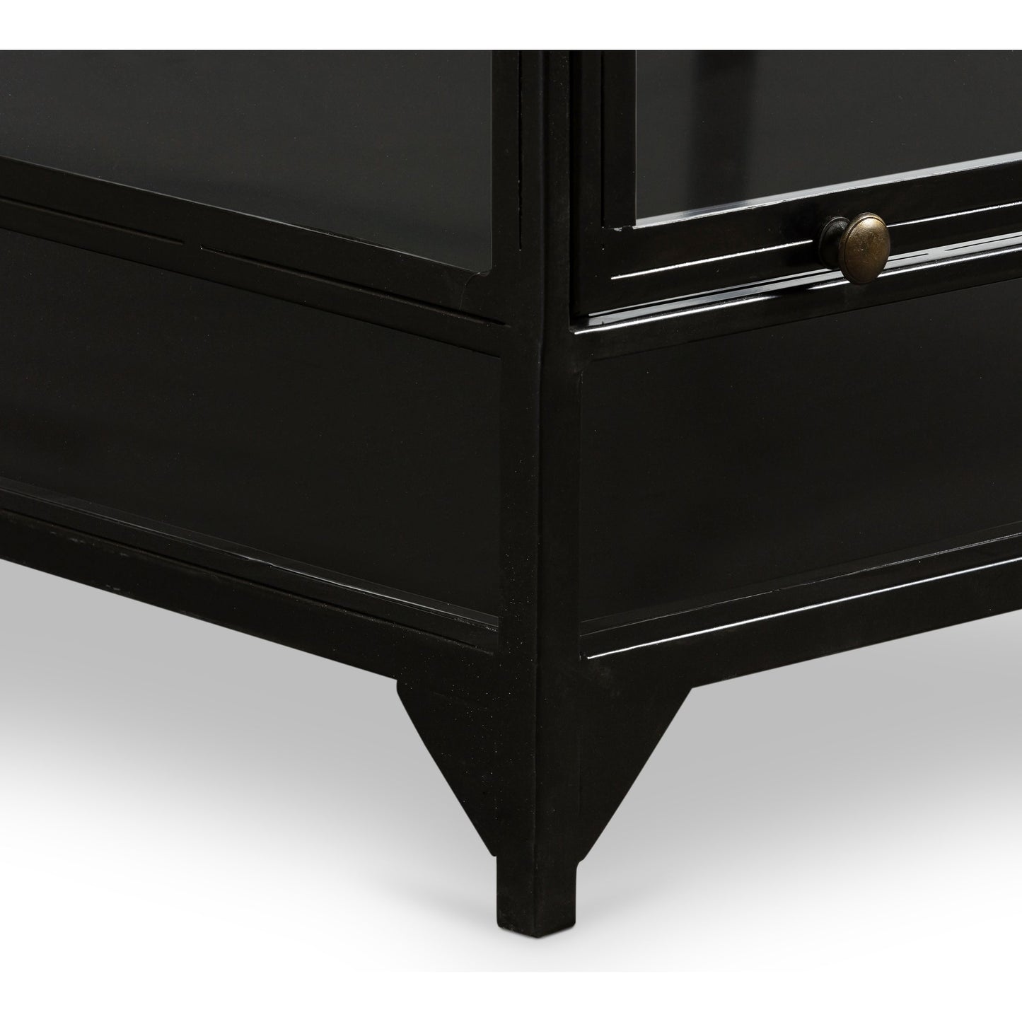 008 SR-369200 | Additional Silo | Shadow Box Coffee Table by Four Hands in black. Made from tempered glass, iron in a modern style.