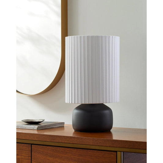 Vadso Accent Table Lamp by Livabliss in glazed. Made from ceramic, linen in a modern style.