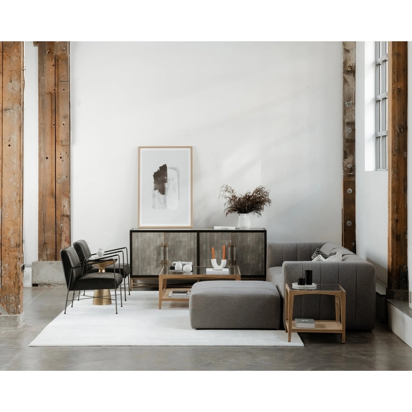 007 SI-1771700 | Lifestyle | Harrington Side Table by Moe's Home Collection in natural. Made from solid oak frame, tempered glass top, natural antique shelf in a coastal style.