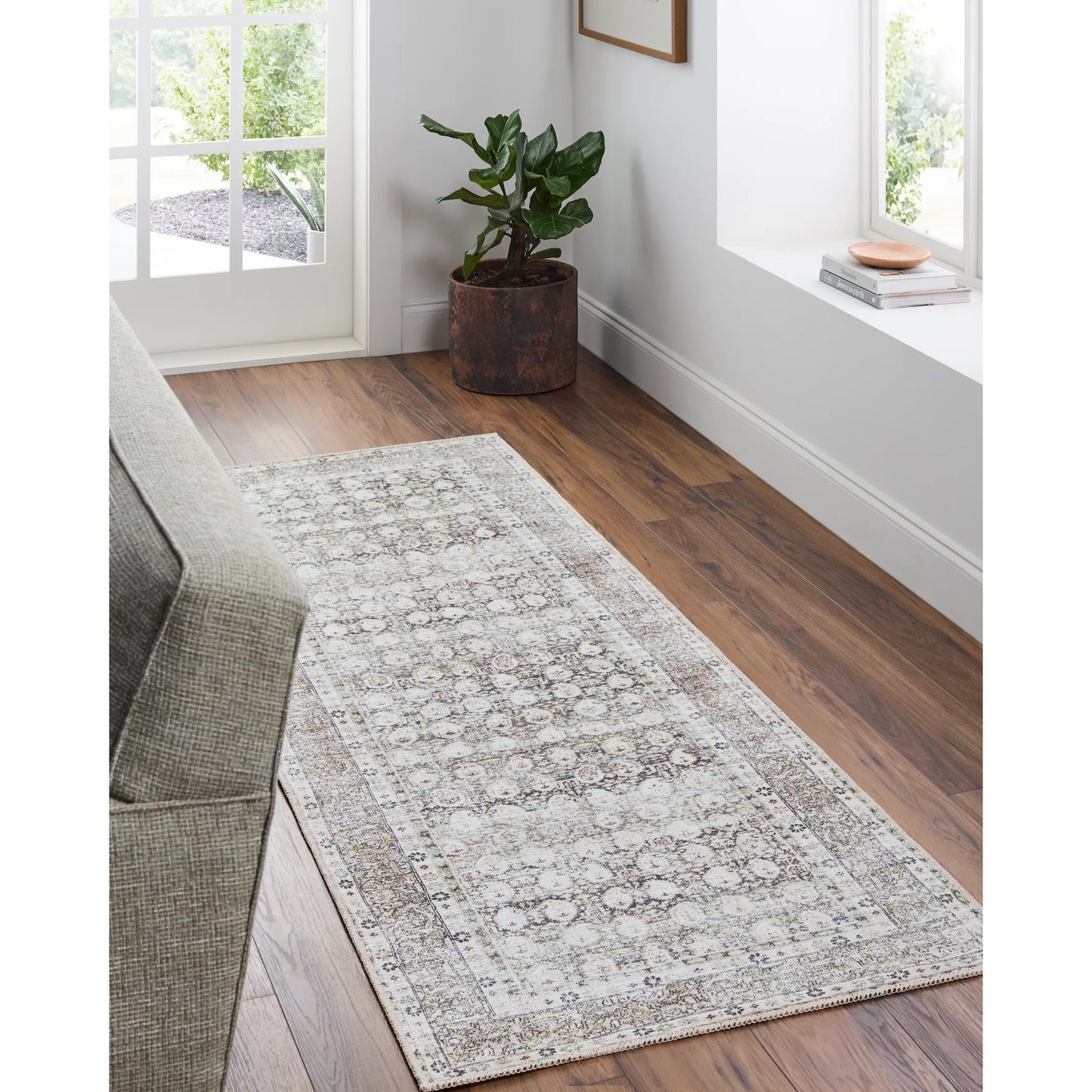 008 SI-2245912,SI-2245913,SI-2245914,SI-2245915,SI-2245916,SI-2245917 | Lifestyle | Lorelai 541386 Rug by Vivir x Livabliss in dark brown, cream, beige, light brown, mustard, rust. Made from polyester in a unique style.