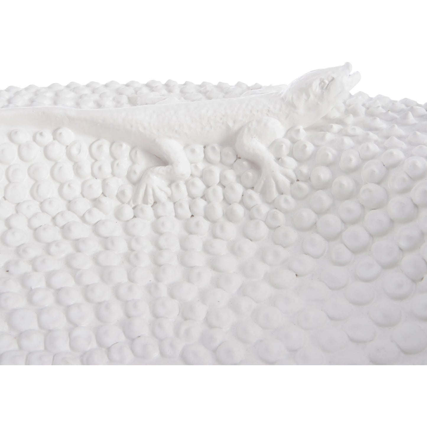 004 SI-2533984 | Closeup | Anolis Bowl by Wildwood in white, cream and matte white glaze. Made from unique in a unique style.
