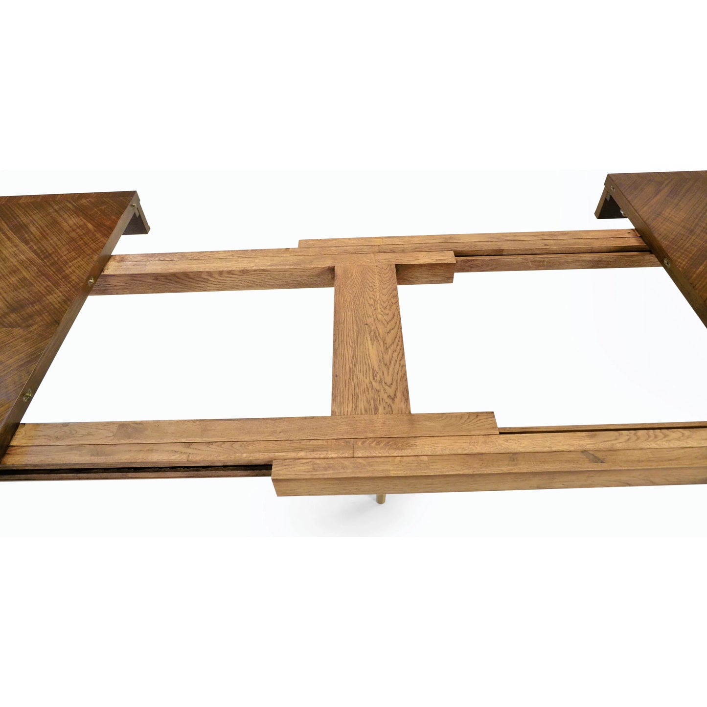 013 SI-1991091 | Closeup | Toulouse Walnut Dining Table by Jonathan Charles in walnut. Made from walnut quarter figured veneer in a modern style.