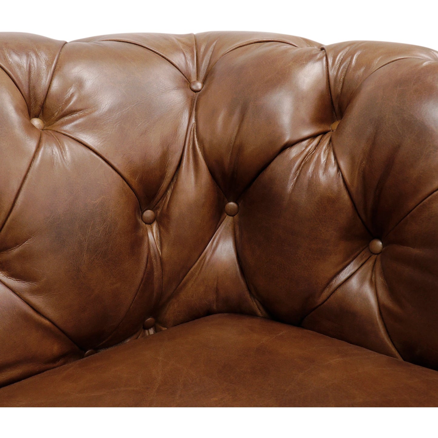 007 SI-2030354 | Closeup | Paris Club Chesterfield Sofa by Pasargad Home in brown. Made from top grain vintage cigar finish leather in a transitional style.