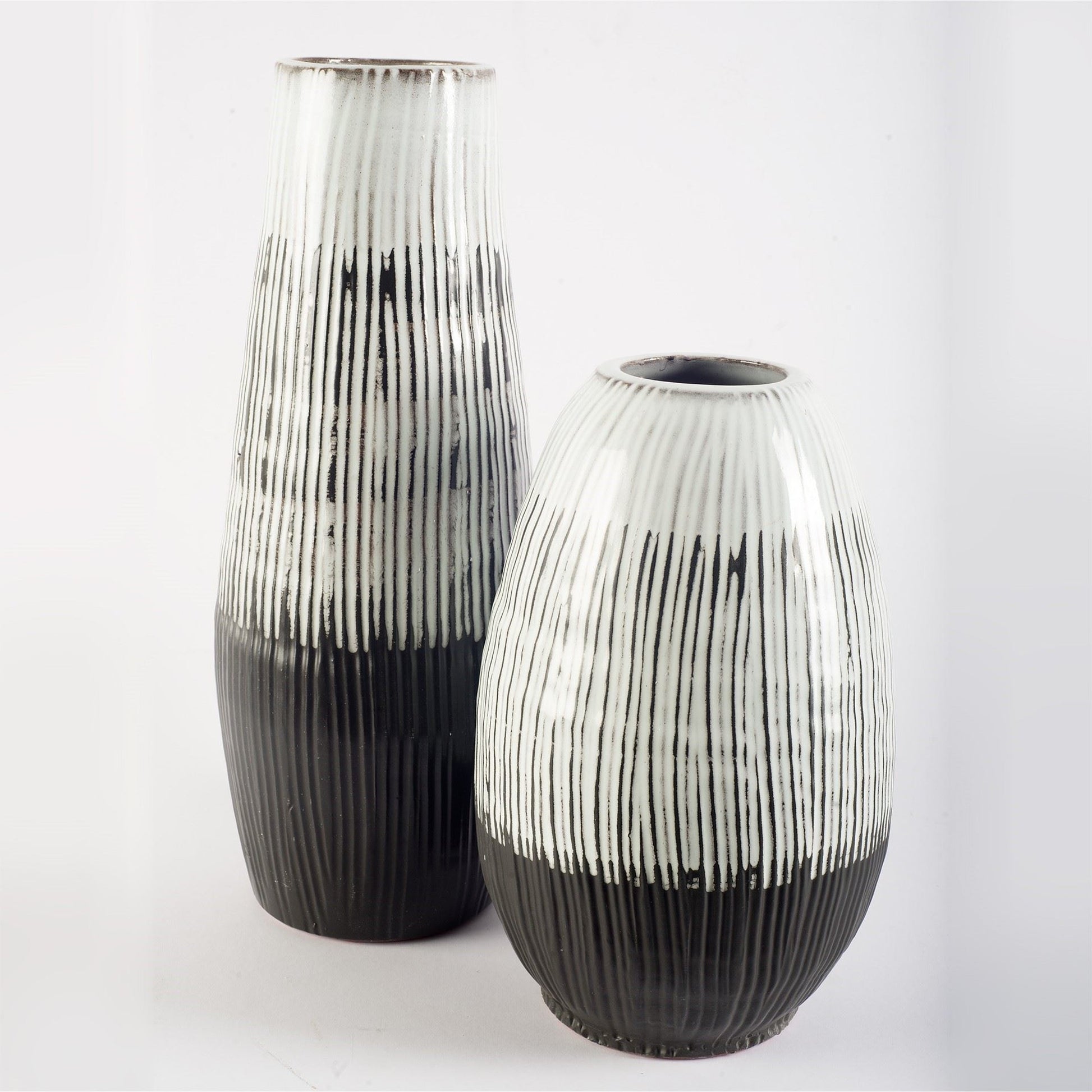 Tanami I Dark Vase by Mercana in dark brown. Made from ceramic in a eclectic & global style.