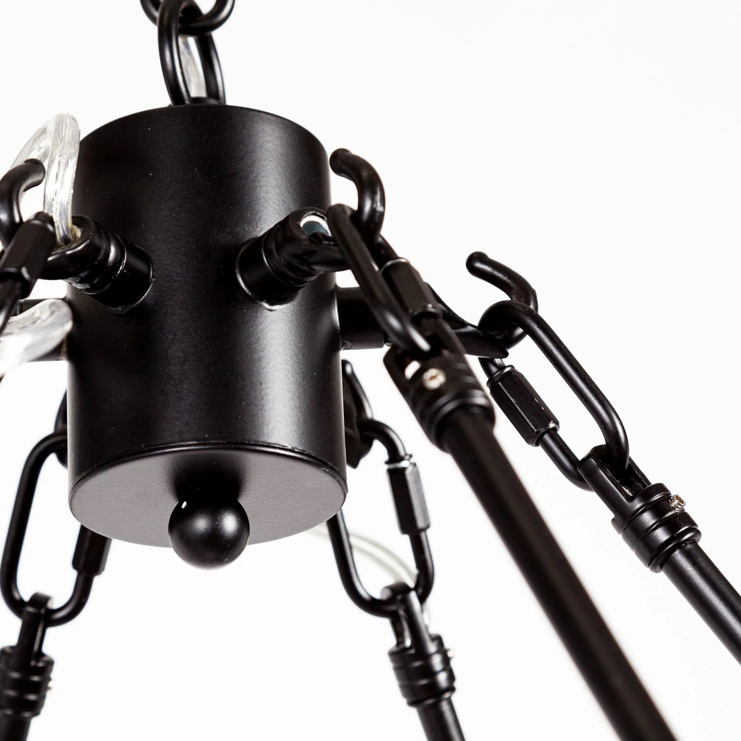 079 SR-815022 | Closeup | Decamp Chandelier by Mercana in matte black. Made from unique in a modern style.