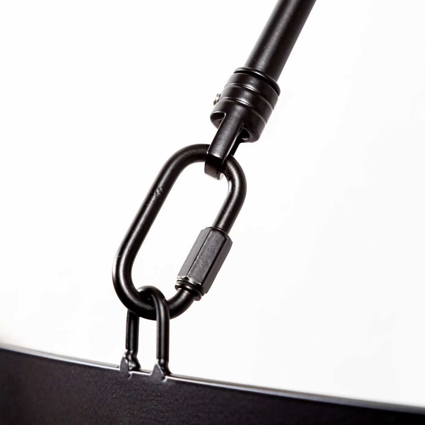 082 SR-815022 | Closeup | Decamp Chandelier by Mercana in matte black. Made from unique in a modern style.