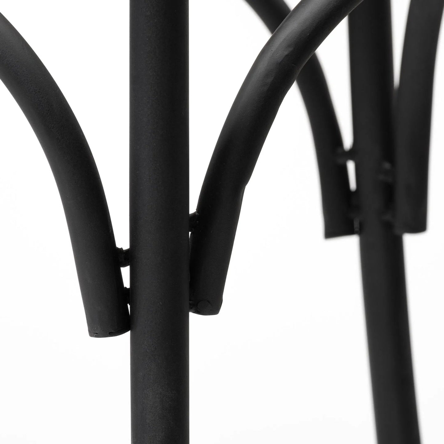 009 SR-815160 | Closeup | Etienne Table by Mercana in black wood, white marble. Made from unique in a eclectic & global style.