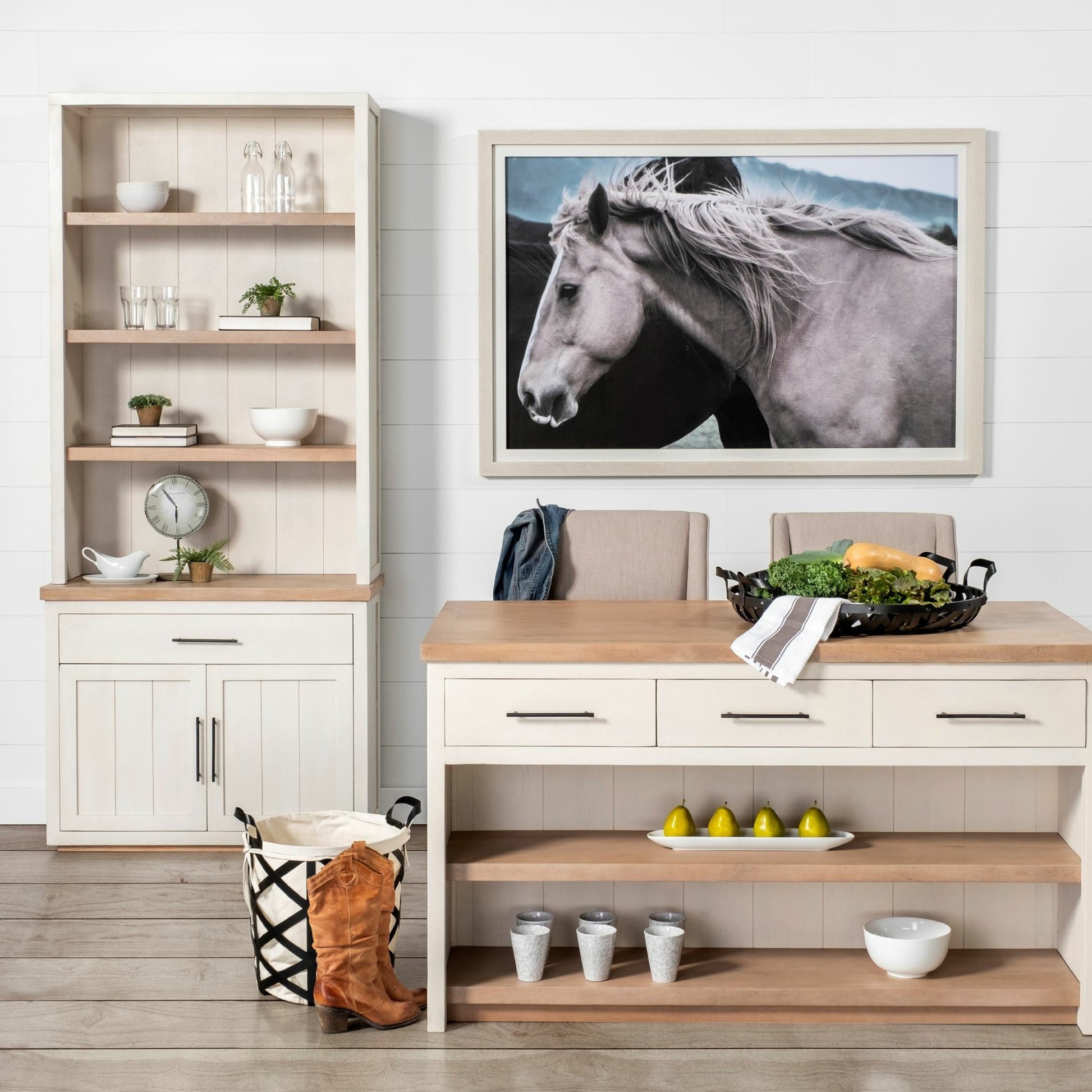 Liya Basket with Cream Fabric Liner by Mercana in natural. Made from unique in a modern style.