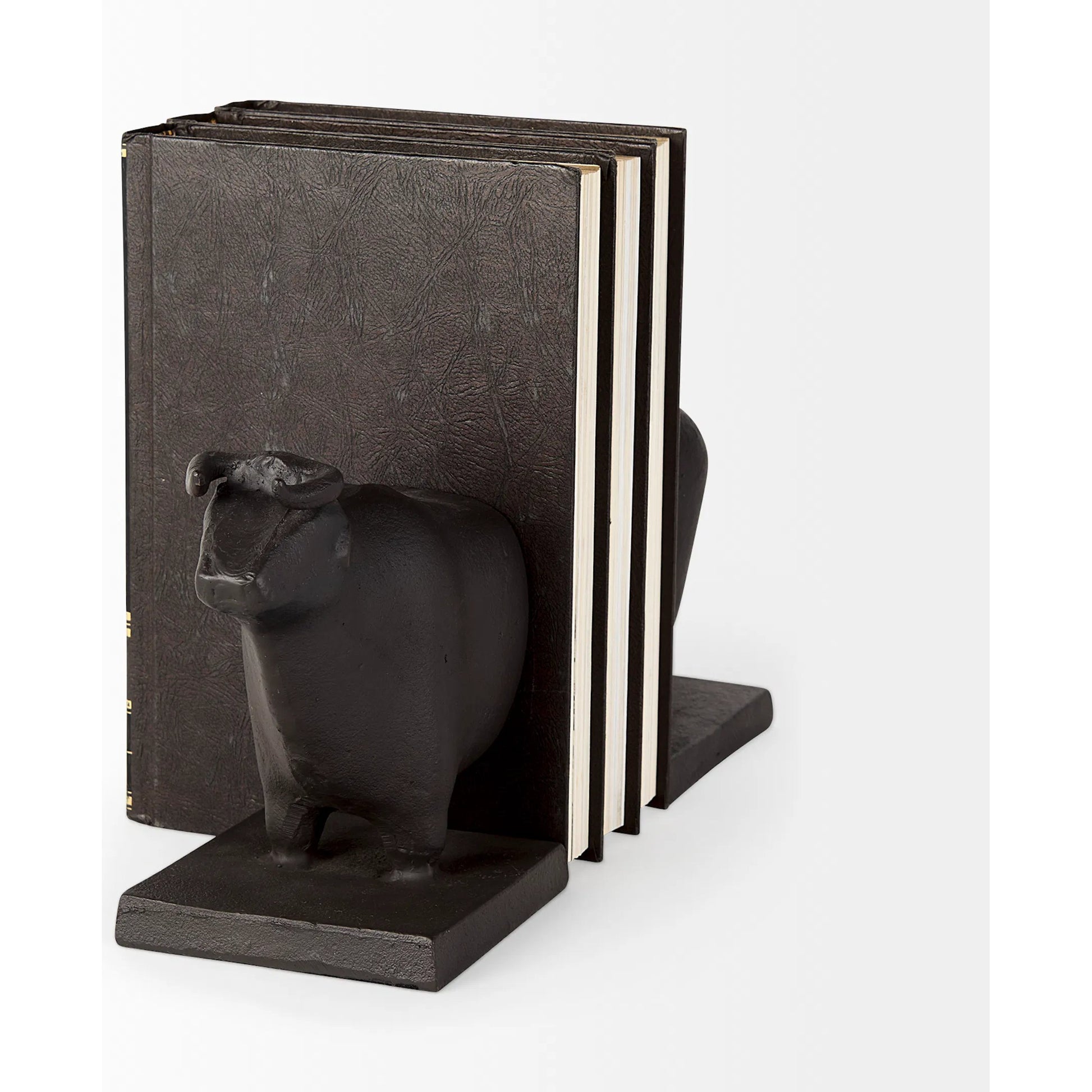 Taurus III Cast Aluminum Bull Bookends Set of Two by Mercana in black. Made from aluminum in a cottage & farmhouse style.