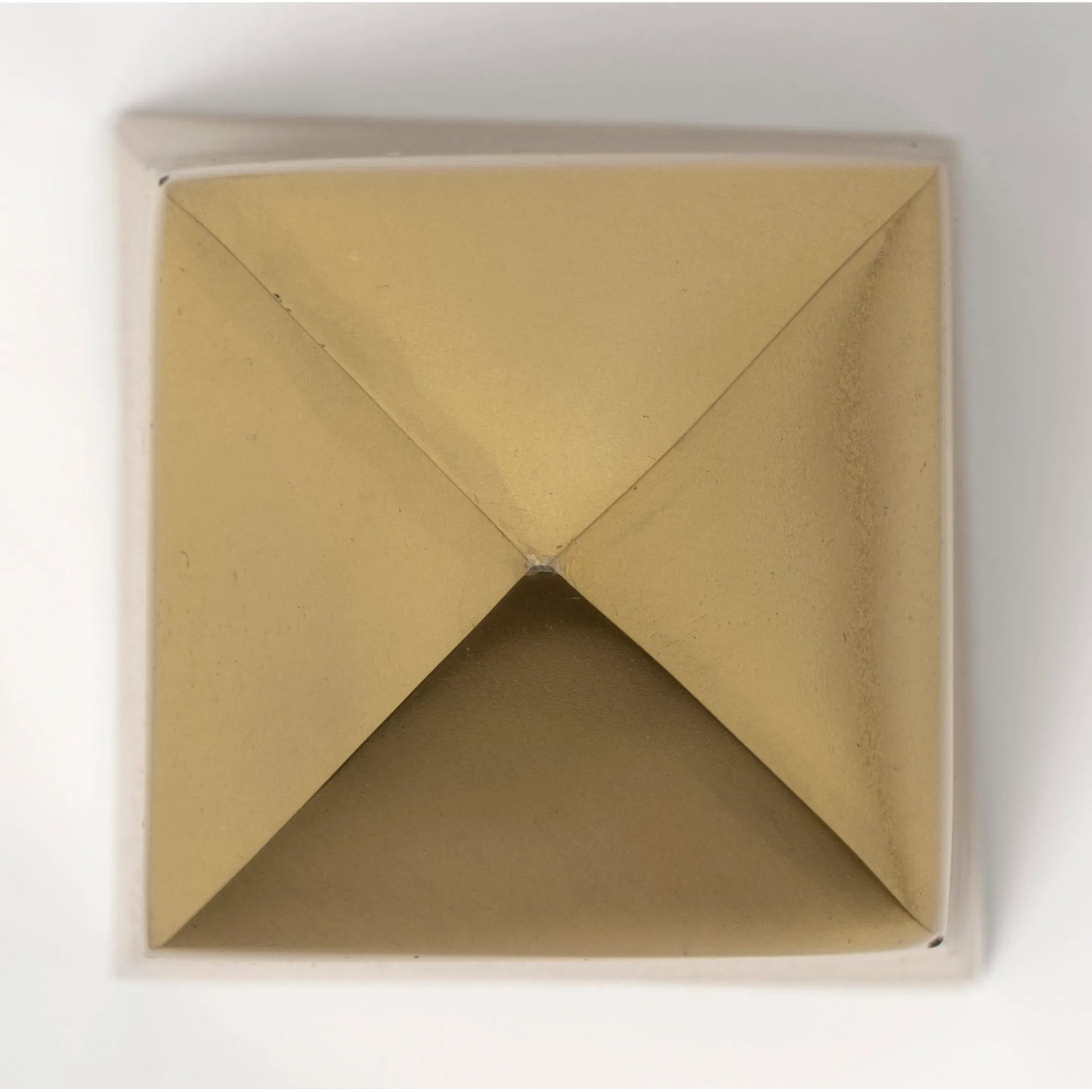 Giza Elongated Pyramids Set of Two by Mercana in gold. Made from unique in a modern style.