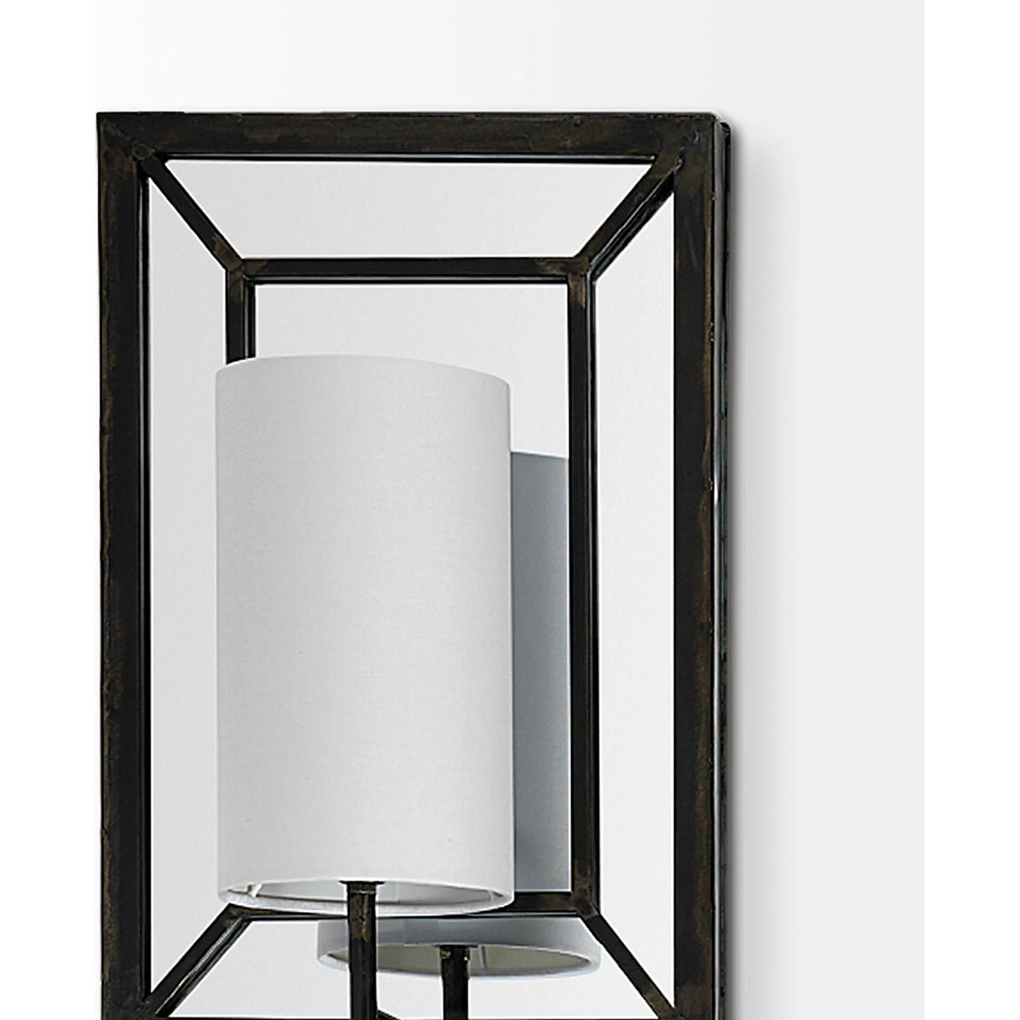 021 SR-815632 | Closeup | Noah Wall Sconce by Mercana in natural. Made from unique in a transitional style.