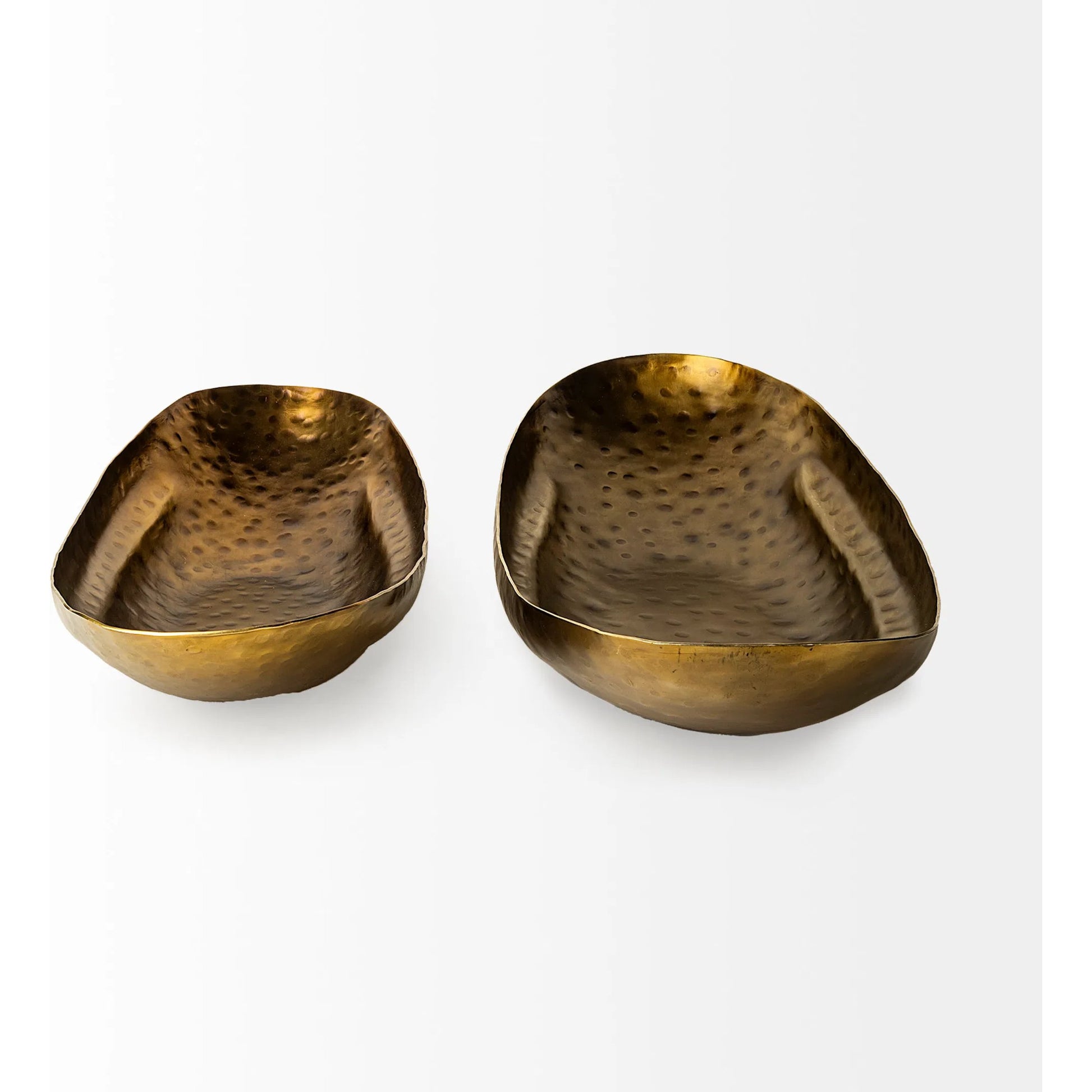 Karmen Hammered Oversized Bowls Set of Two by Mercana in gold. Made from unique in a modern style.